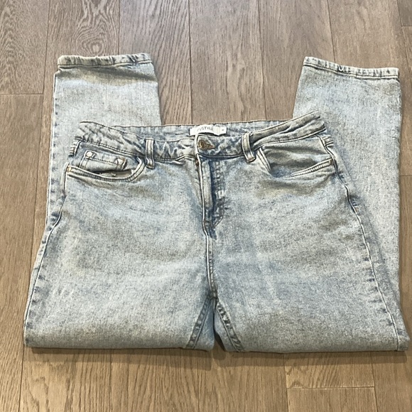 3 for $15 | Women’s My Style Distressed Denim Jeans - Picture 3 of 8